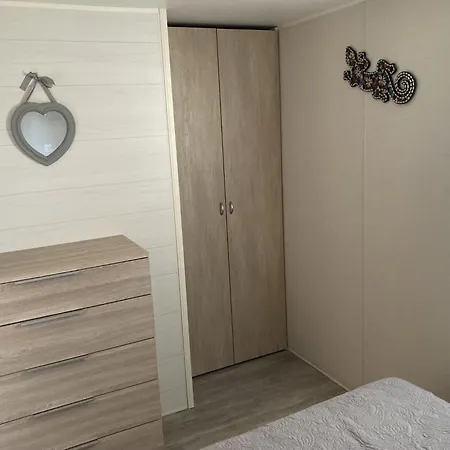 Mobilhome Place Au Sud Climatise-tv Dans Un Camping Familial